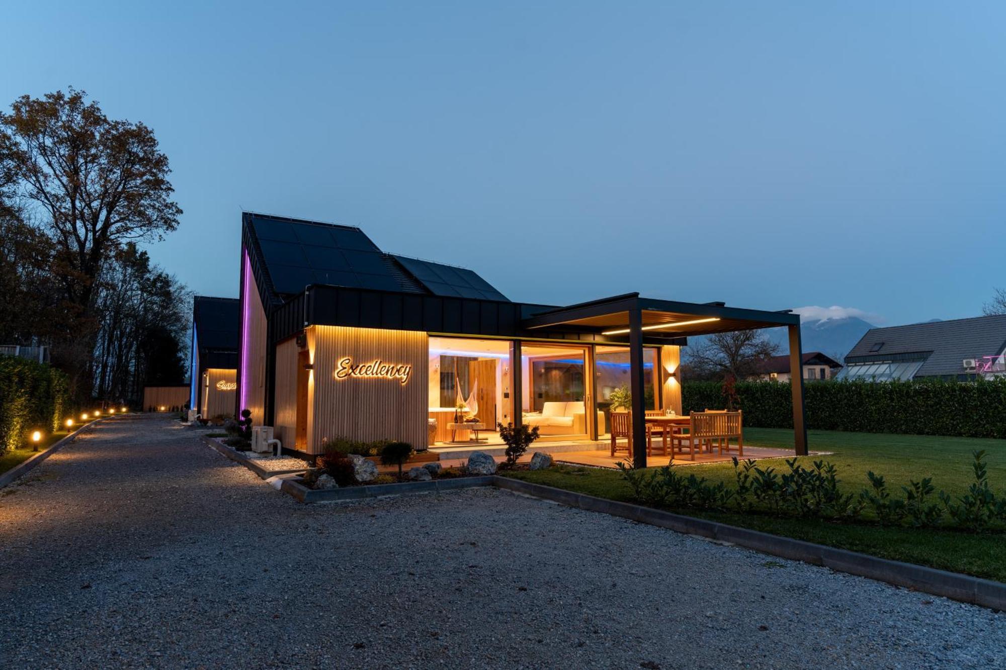 Luxury Resort Potatoland Sencur Exterior foto